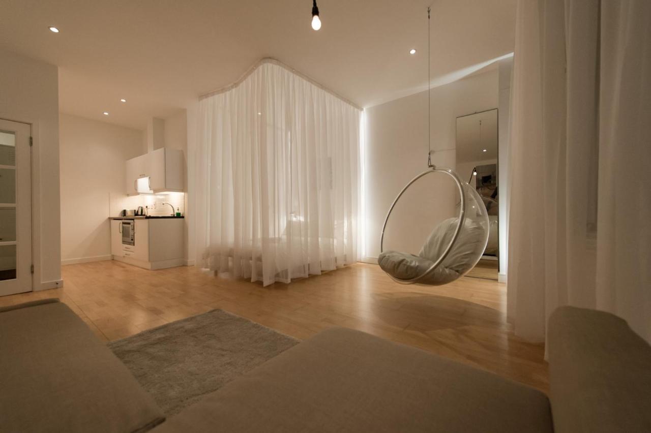 The Charterhouse, Farringdon, By The Design Traveller Apartment ลอนดอน ภายนอก รูปภาพ